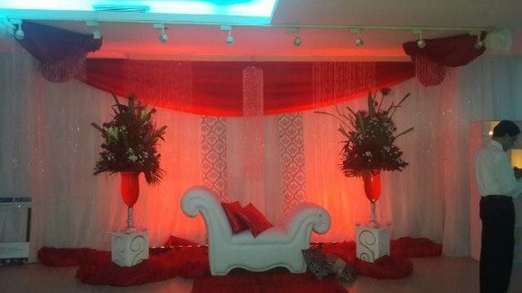 un divan para tomarse fotos