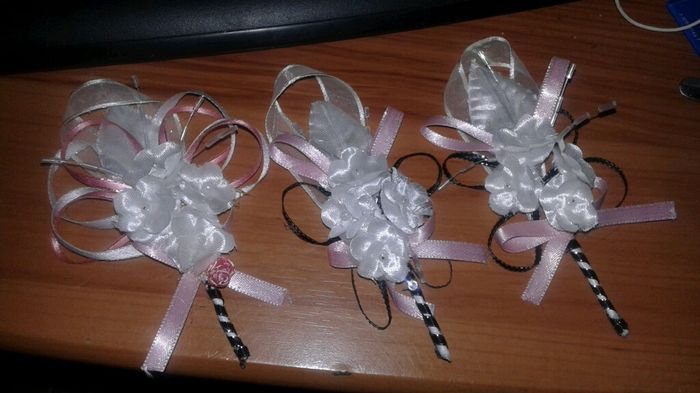 Los boutonniere para el novio y padrino - 4
