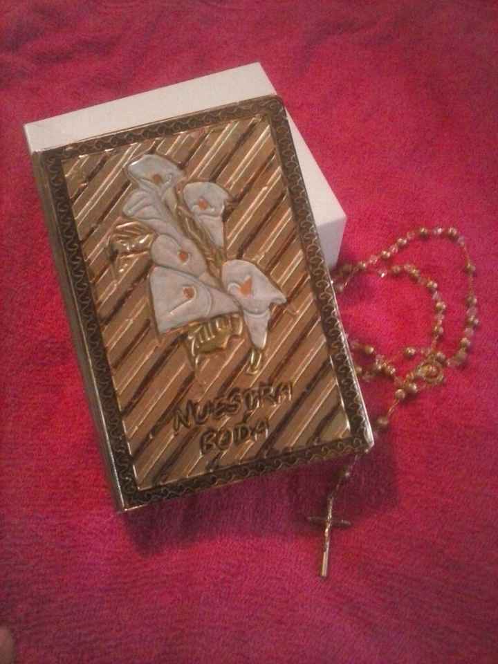 Mi boda: biblia y rosario!!!! - 1