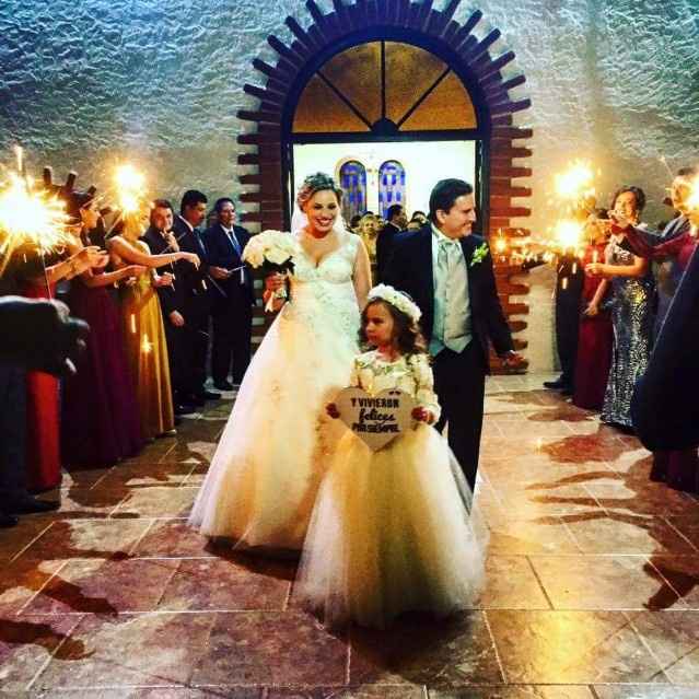 VIVIERON FELICES PARA SIEMPRE