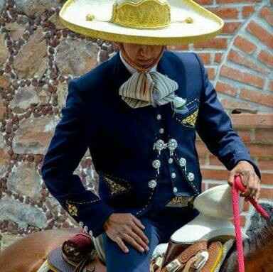 Traje charro - 1
