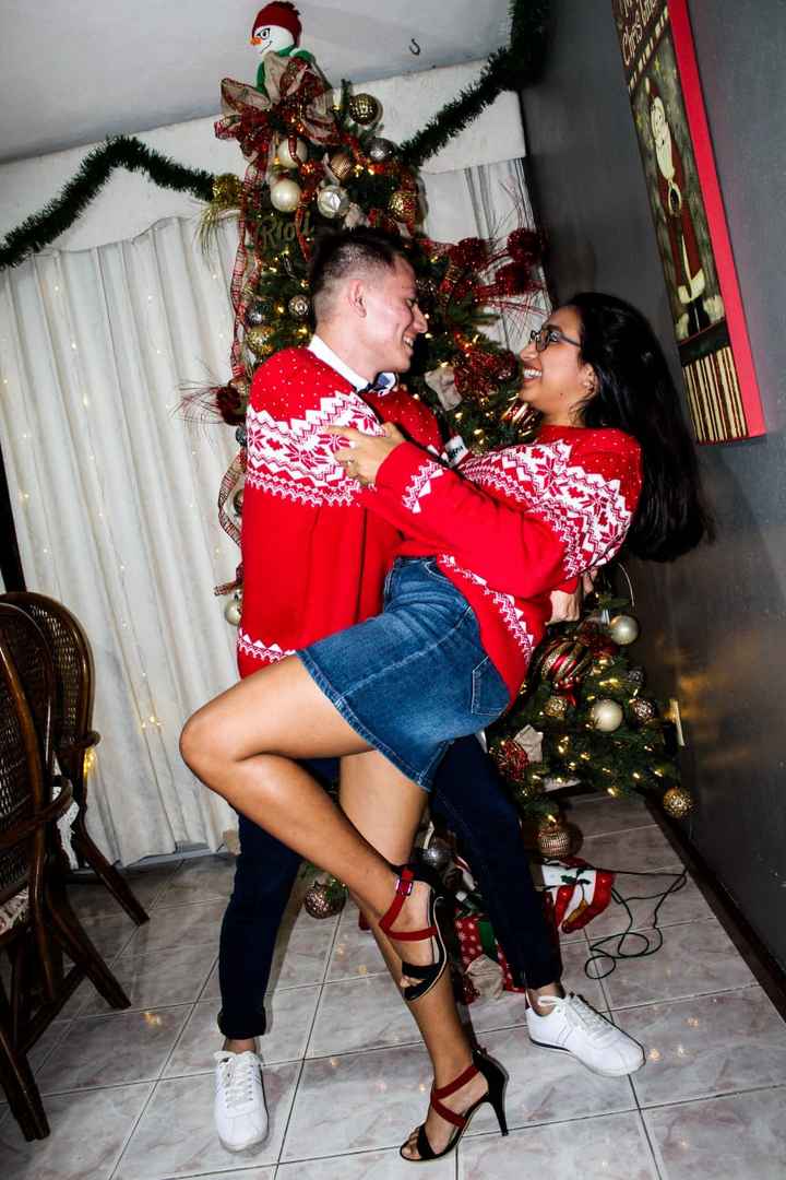 ¿Te gustan los ugly sweater en parejas? 🧥 - 1