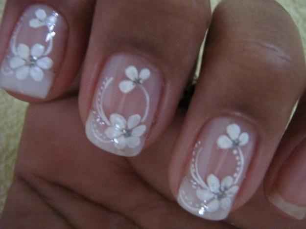 estilo en uñas cortas