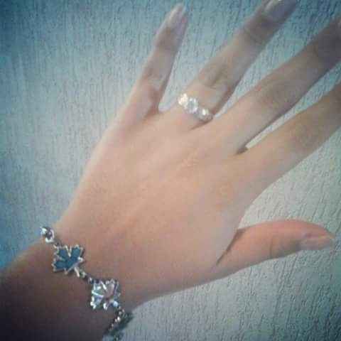 Catálogo de anillos de compromiso de Bodas.com - 1