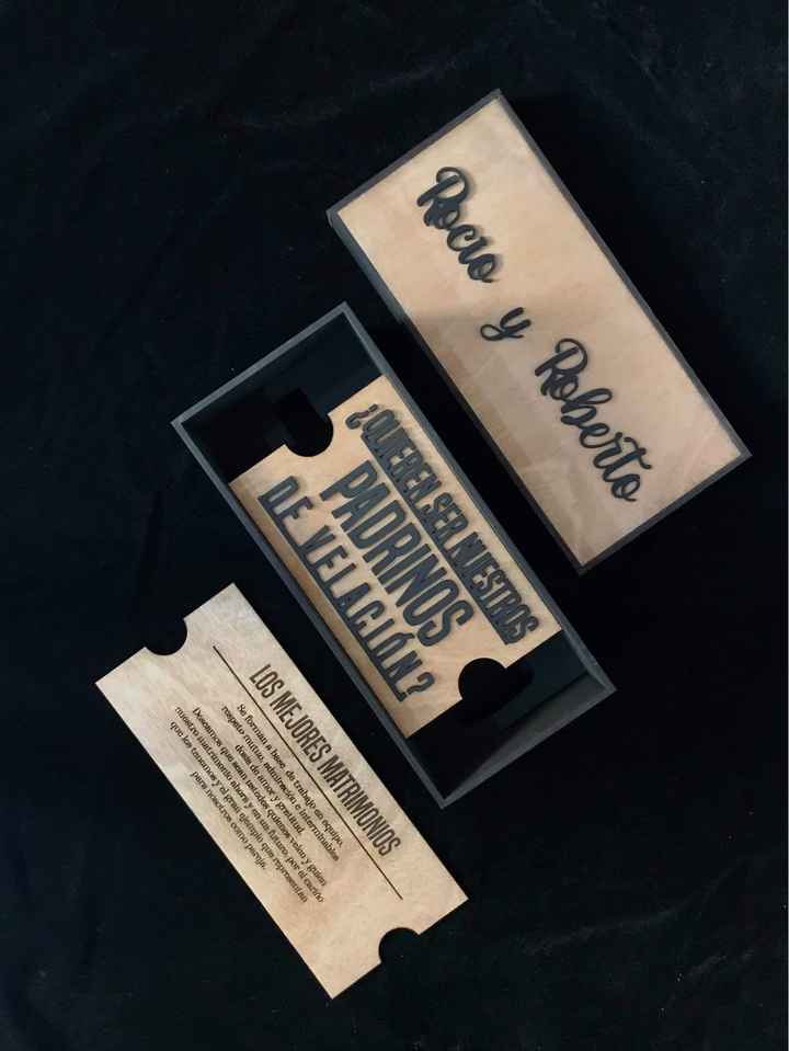 Cajas de petición para los padrinos 