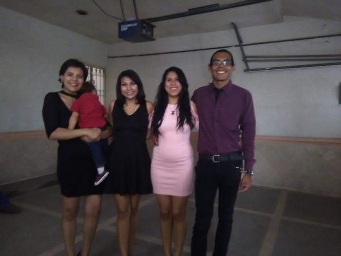 mi hermana y mi cuñada 