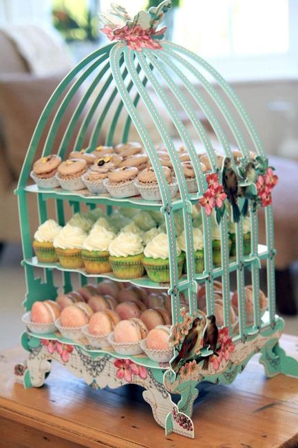 Pastel como centro de mesa s.o.s - 5