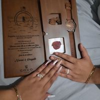 📸 Publica una foto mostrando su anillo de compromiso o alianza de boda - 1