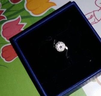 Mi anillo de preomesa