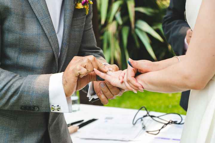 Boda civil con juez en recepción - 2