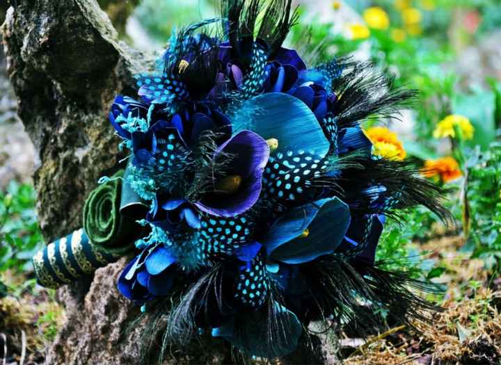 Espectacular y plumas