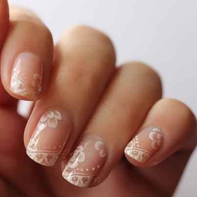 Manicure discreto
