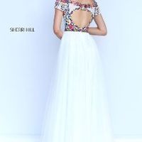 Vestido con encajes tipicos Mexicanos