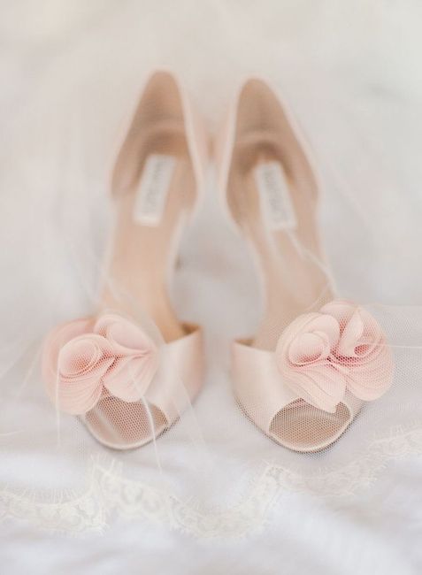 Zapatos para el mes rosa 🎀 🎗️ 3