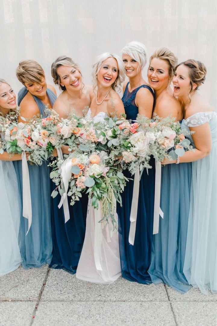 Colores: Vestidos azules para tus damas de honor - 1