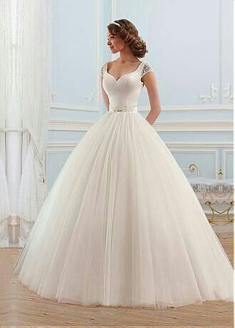 Si tu Fm tuviera que elegir tu vestido de boda.. 17
