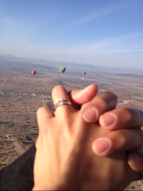 EL ANILLO <img class=