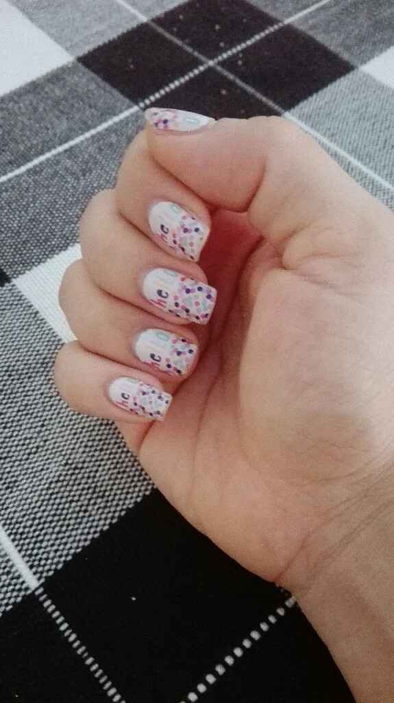 ¿Te gustan las uñas en varios colores? - 2