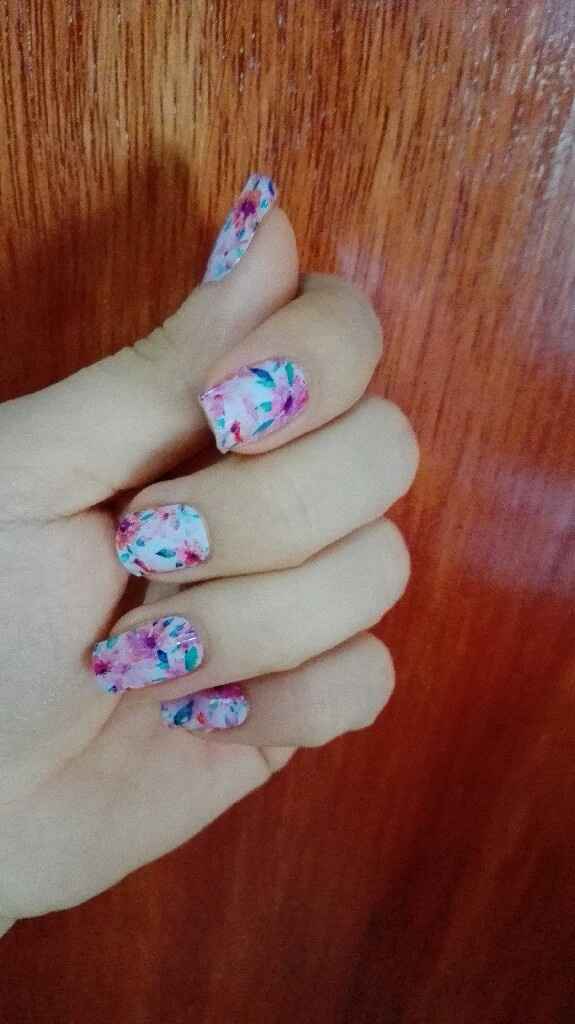 ¿Te gustan las uñas en varios colores? - 3
