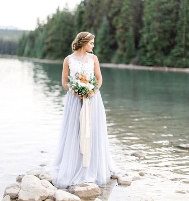 Faldas de colores para el sabe the date  👗 - 3