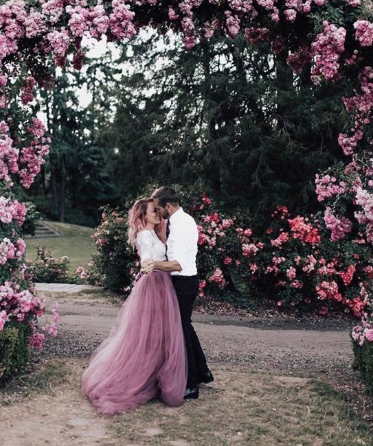 Faldas de colores para el sabe the date  👗 - 7