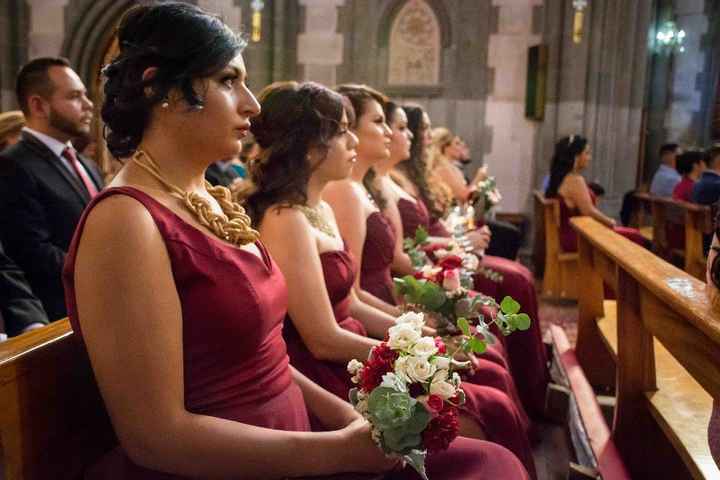 El color  marsala les quedó de maravilla 