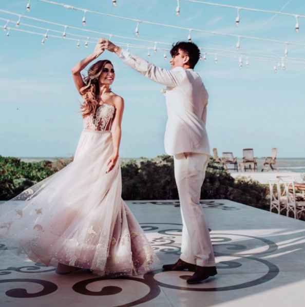 Bailando