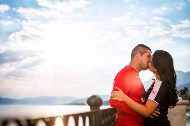 En el Save the Date beso 2