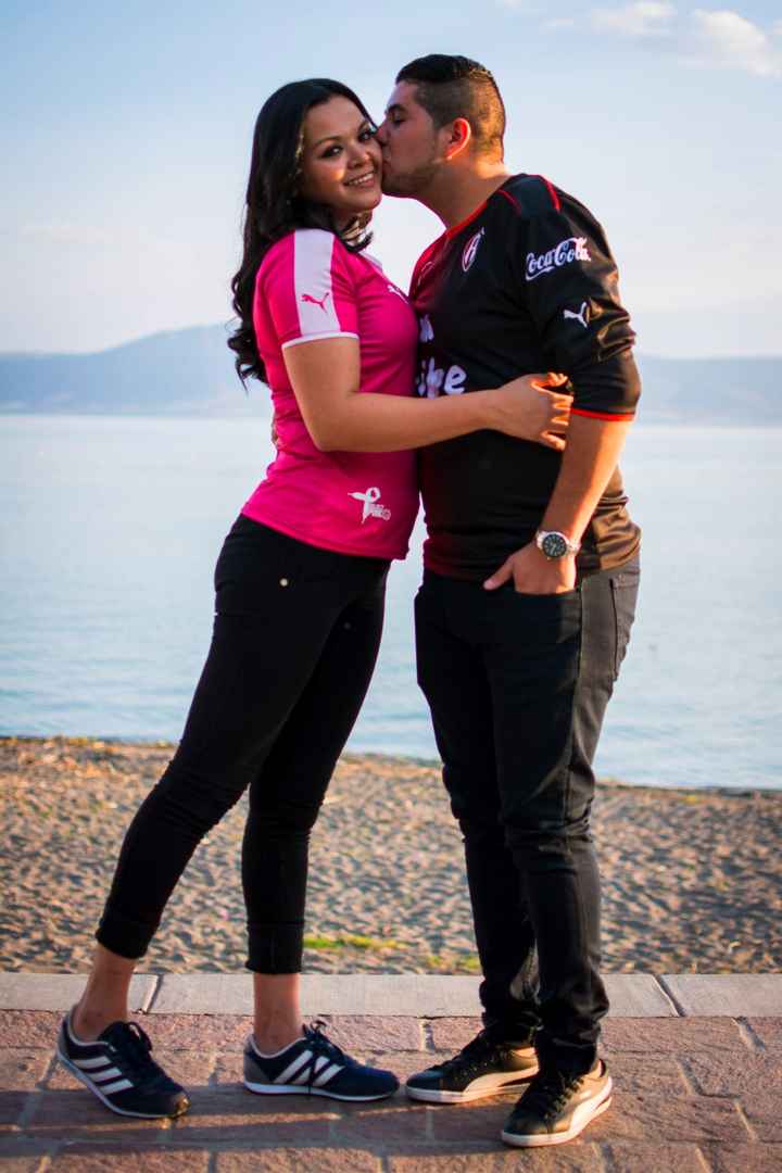 En el Save the Date beso 5