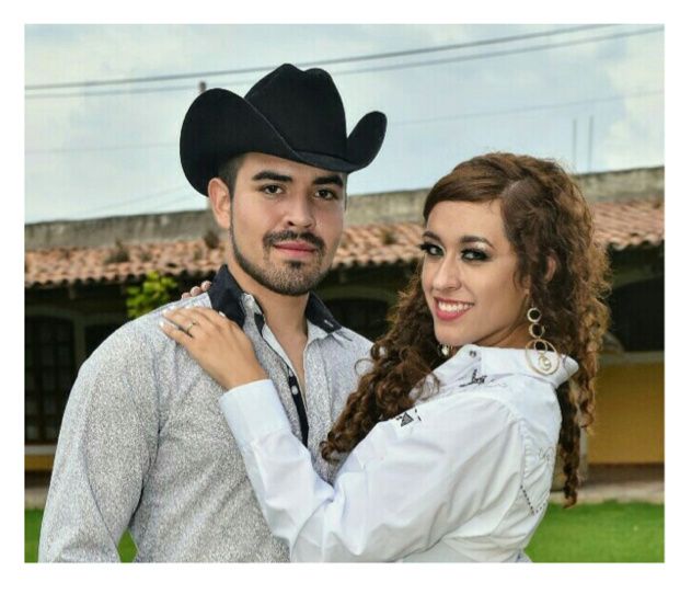 Me encanta porque aquí se les ve la cara a los dos