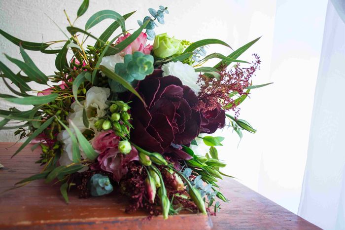 Ramo Greenery y marsala