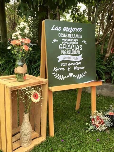 "Entrada con Letreros" - 7