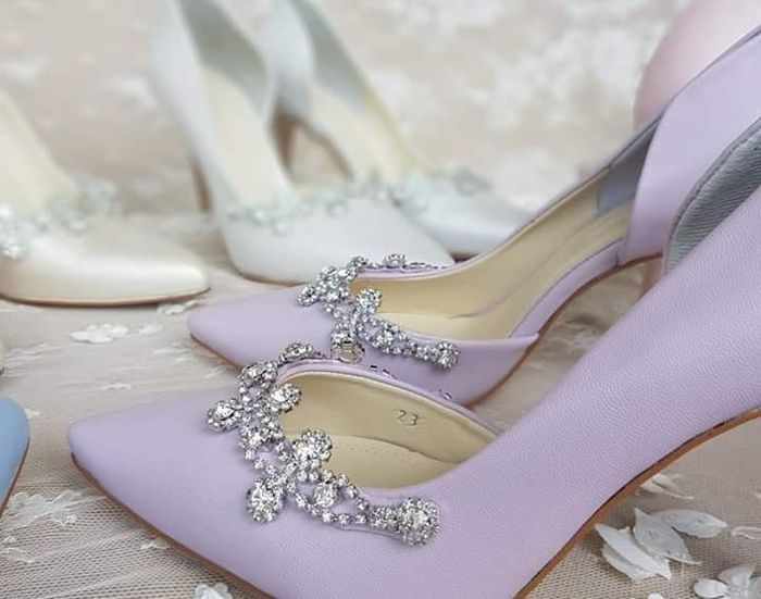 ¿Ya sabes de qué color serán tus zapatos ? - 1