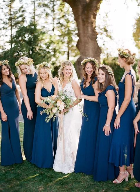 "Damas en Classic Blue" - 5