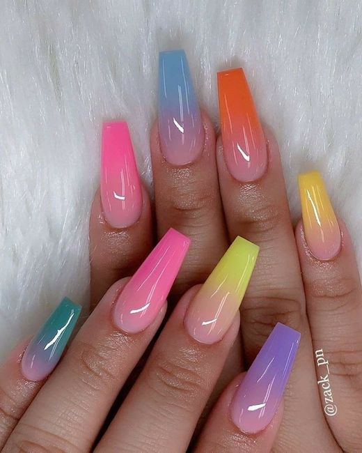 "Colores: Uñas de Arcoíris" 5