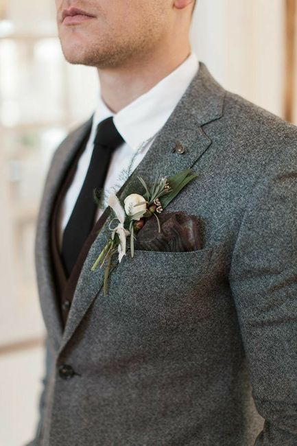 "Trajes en Color Gris" - 4