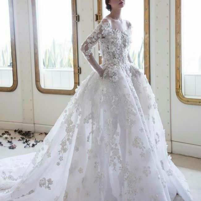"Vestidos de Novia con Detalles 3d" - 2