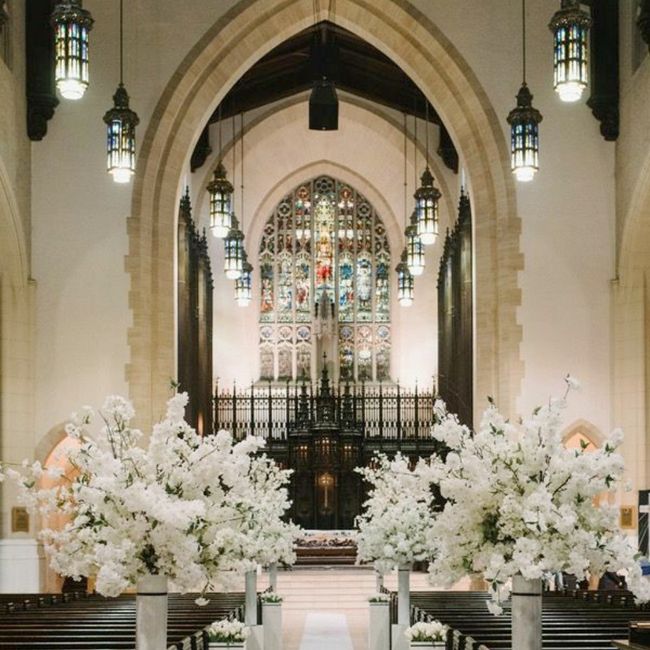 "Iglesias Con Flores Blancas" 3