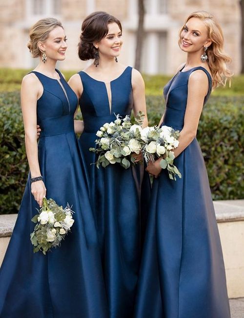 "Damas en Azul Rey" 2