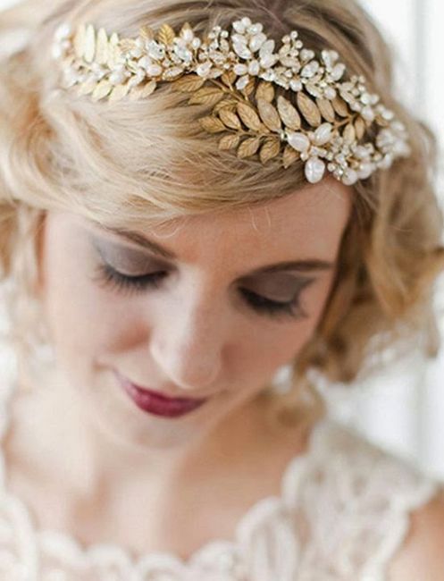 "Tocados en Tono Dorado" 2