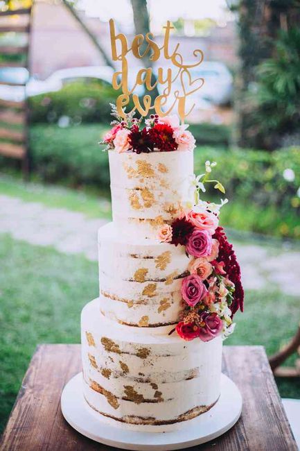 "Pasteles con un Toque de Dorado" 1