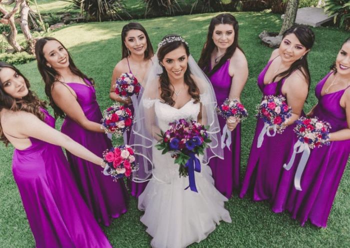 "Damas en Viva Magenta" - 3