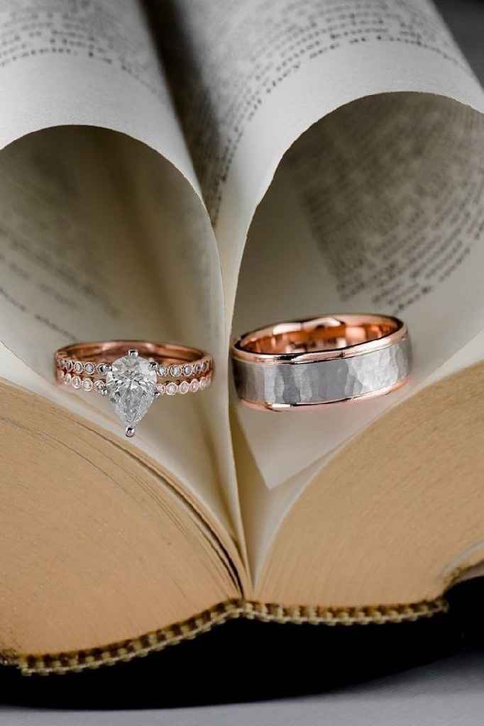 "Amor en dos anillos " - 4