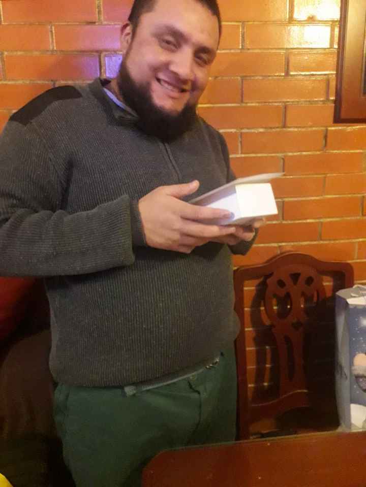 disculpen su cara ya estábamos muy cansados 