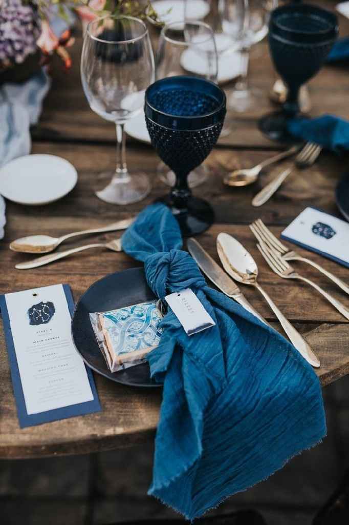"Montajes en Classic Blue" - 2