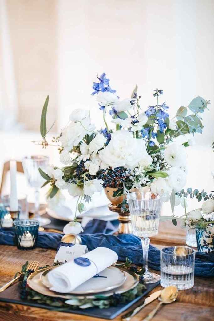 "Montajes en Classic Blue" - 3