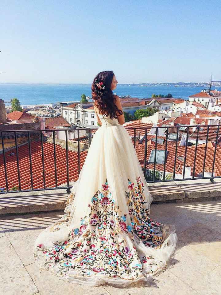 "Novias Muy Mexicanas" - 1