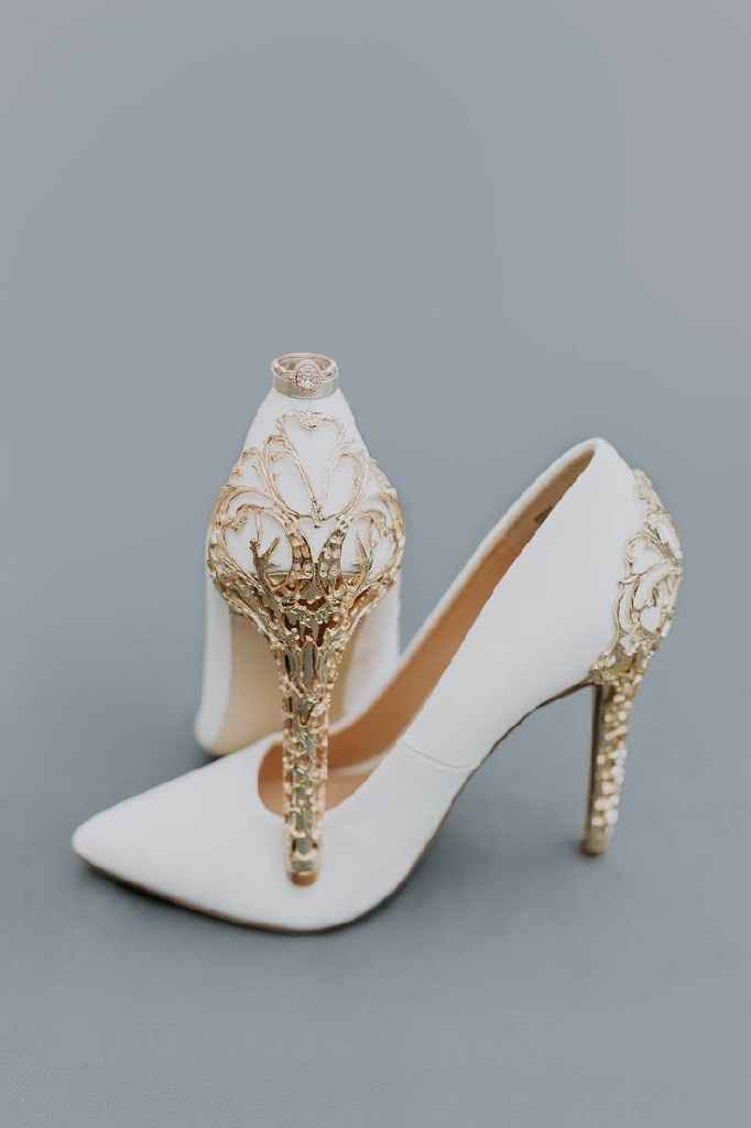 "Zapatito Blanco" - 5