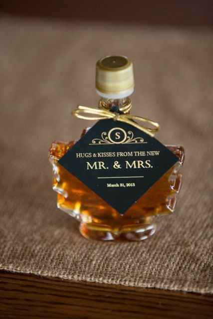 "Botellitas de Licor para los Invitados" - 1