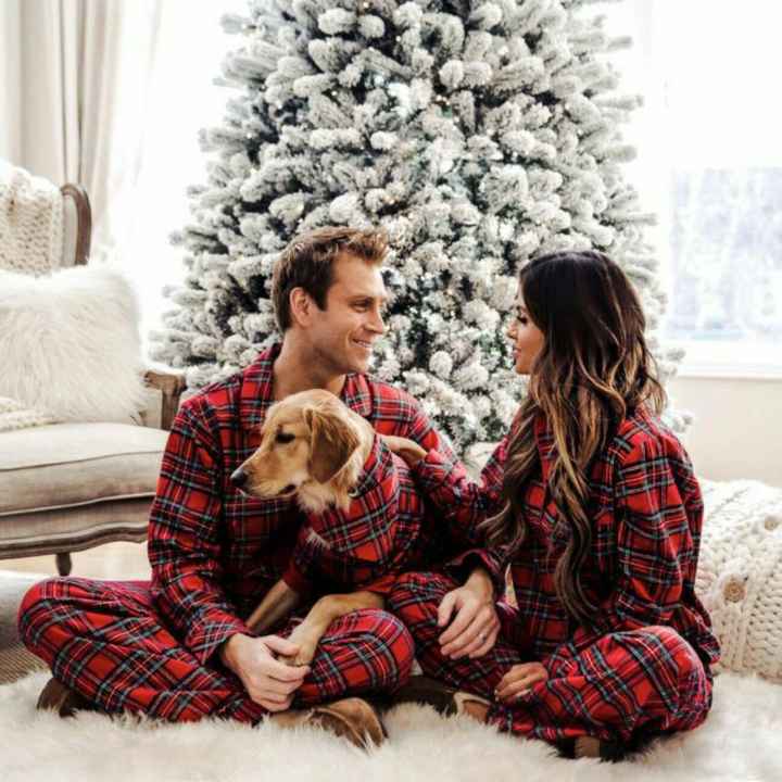 "Save the Date Navideño" - 2